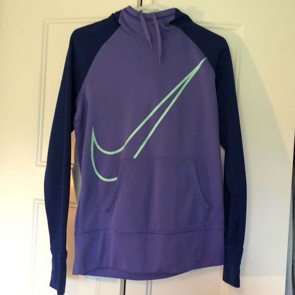 Nike sweatshirt